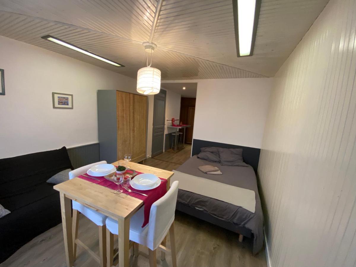 Au Bouquet Troyen - Wifi - Calme Et Tranquillite Troyes Exterior foto