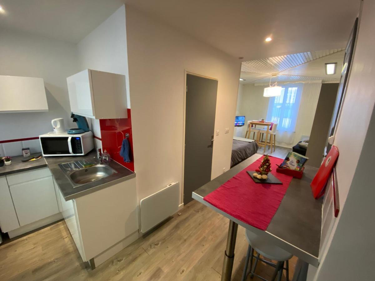 Au Bouquet Troyen - Wifi - Calme Et Tranquillite Troyes Exterior foto