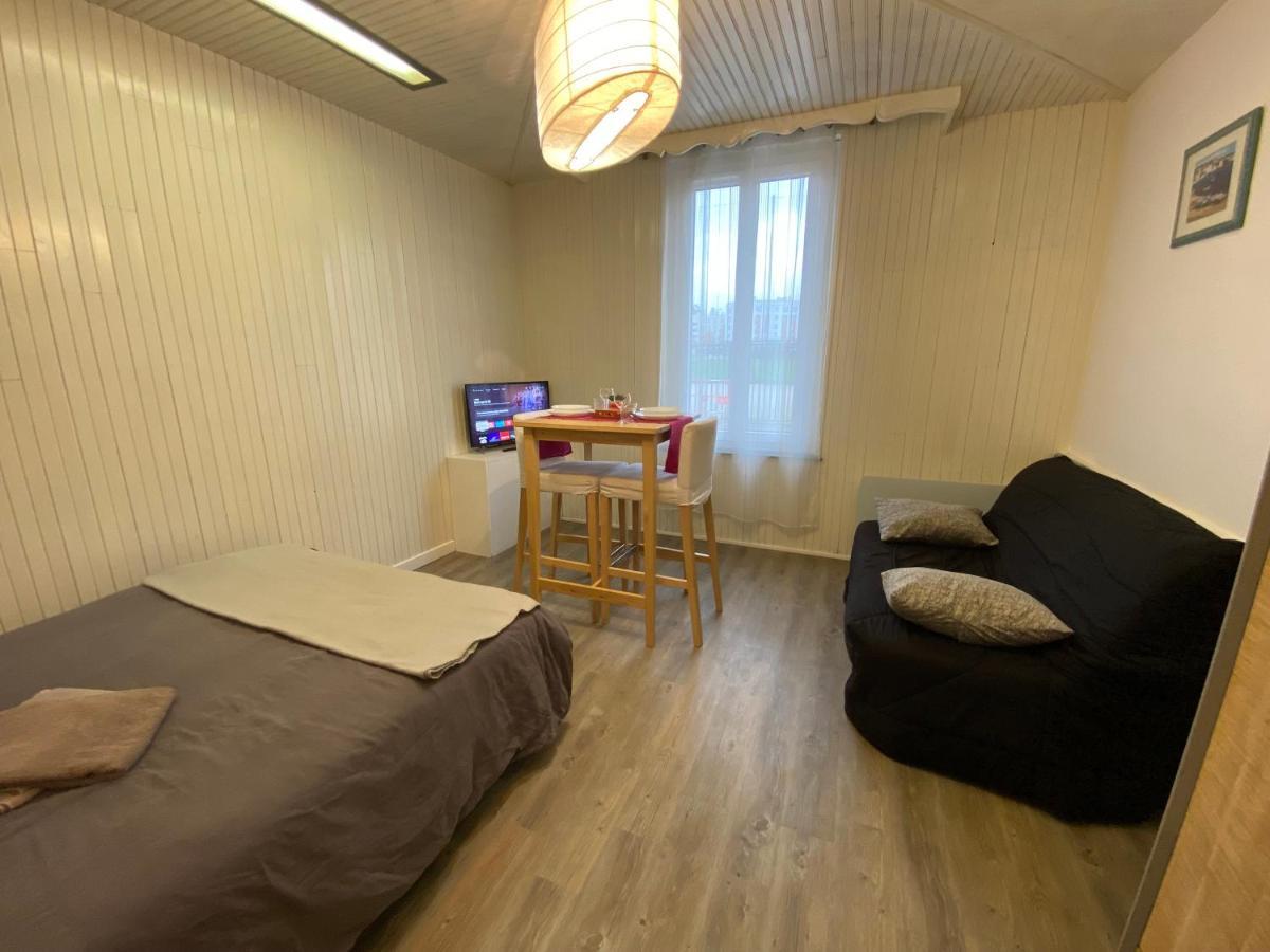 Au Bouquet Troyen - Wifi - Calme Et Tranquillite Troyes Exterior foto