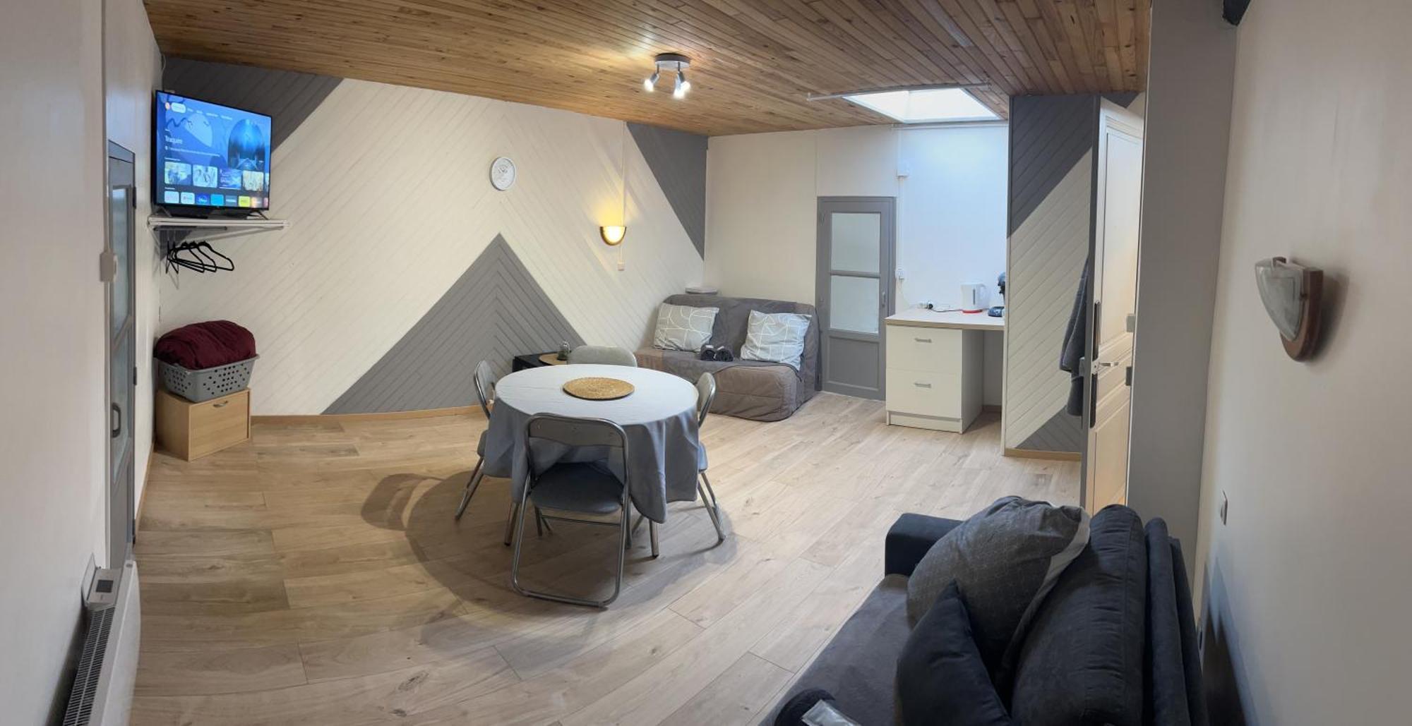 Au Bouquet Troyen - Wifi - Calme Et Tranquillite Troyes Exterior foto