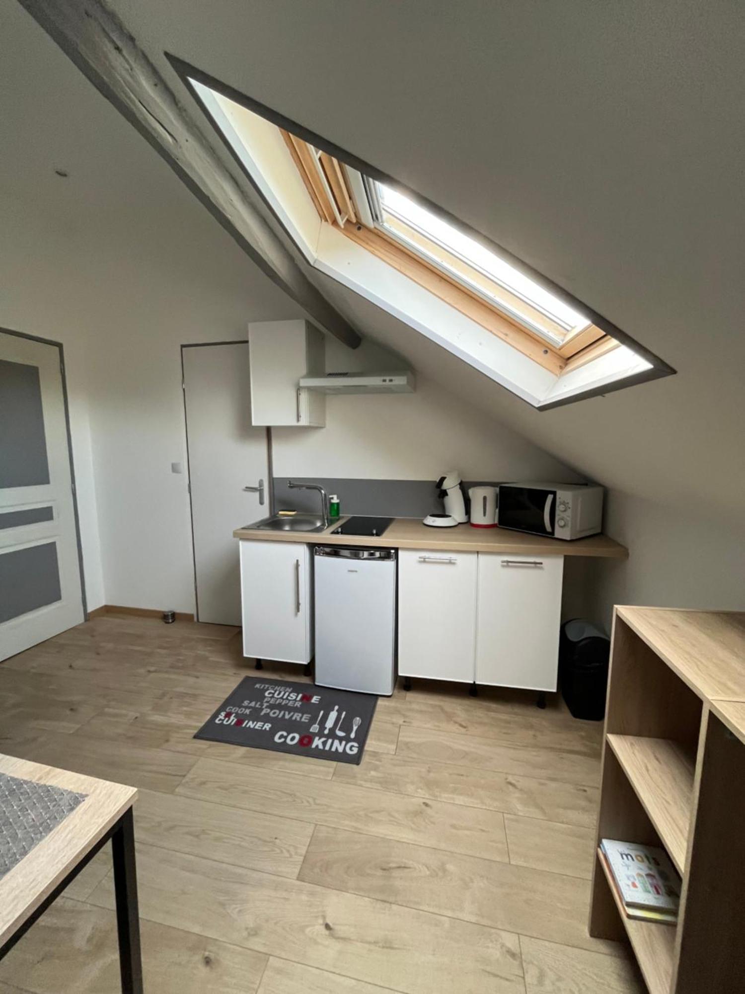 Au Bouquet Troyen - Wifi - Calme Et Tranquillite Troyes Exterior foto