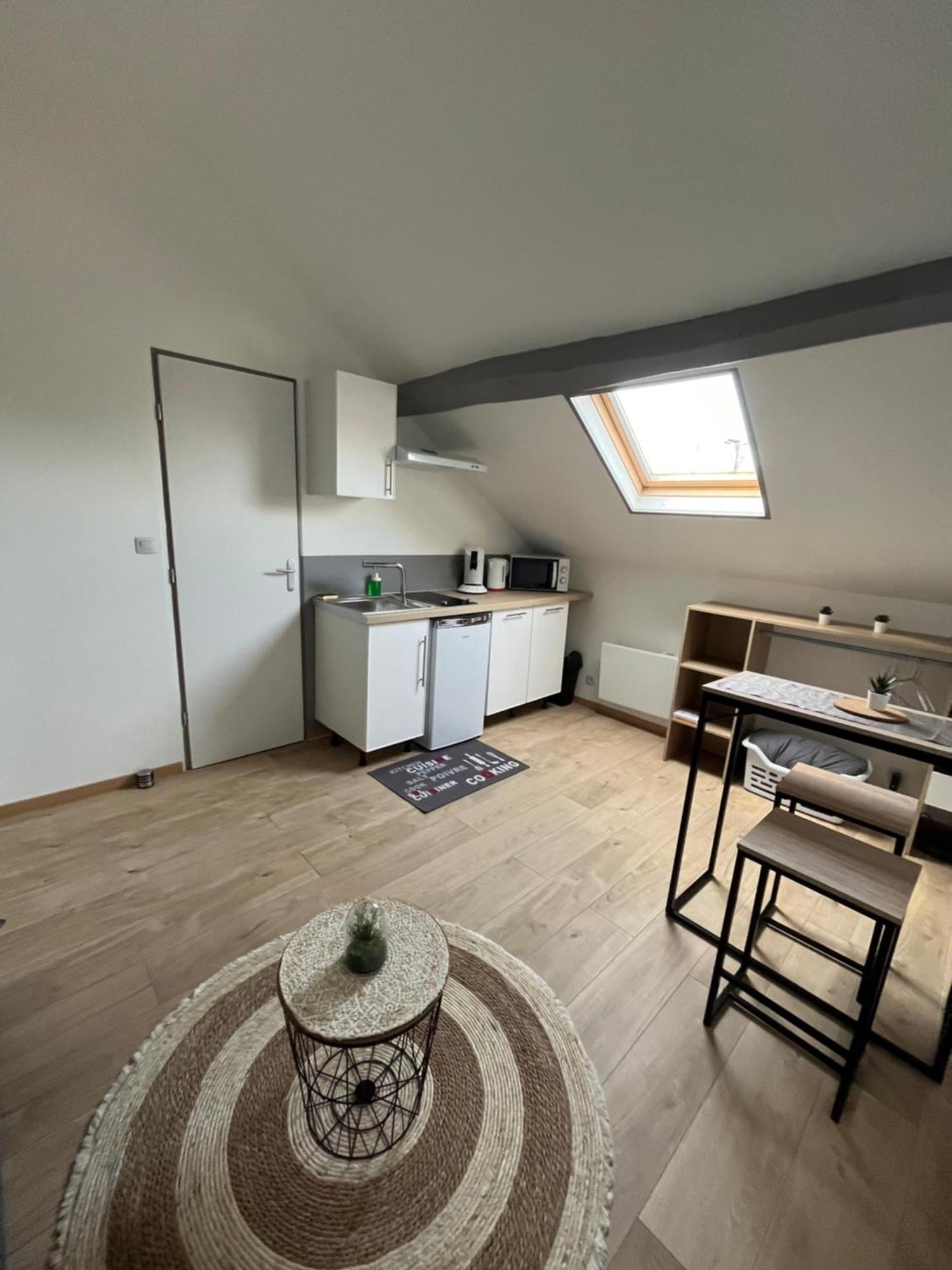 Au Bouquet Troyen - Wifi - Calme Et Tranquillite Troyes Exterior foto