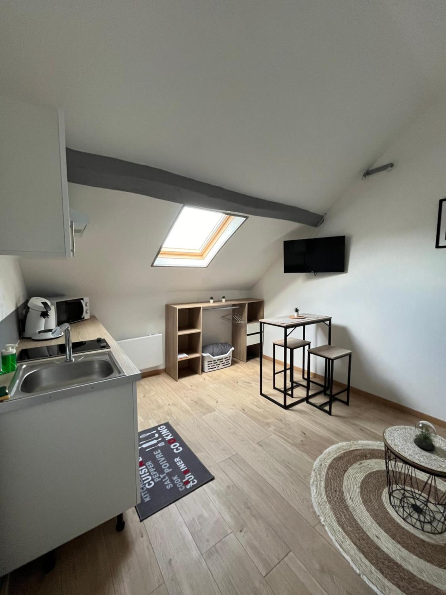 Au Bouquet Troyen - Wifi - Calme Et Tranquillite Troyes Exterior foto